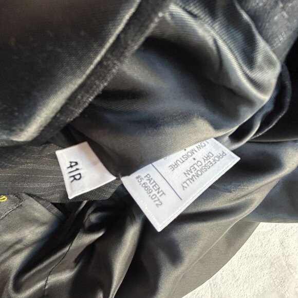 Society Brand Ltd Hartmarx Mens Black Pinstripe Two-Button Suit Jacket 41R USA - Picture 6 of 9